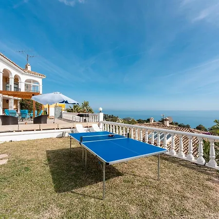 Villa Magica Andalucian Charm *