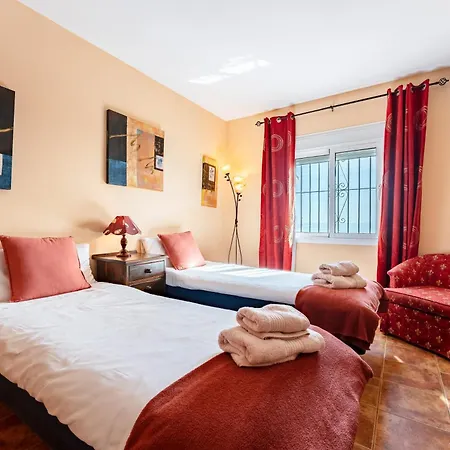 Magica Andalucian Charm Villa *