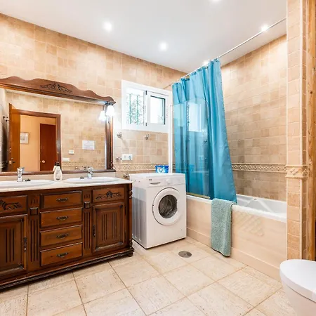 Villa Magica Private Pool Sea V * 베날마데나코스타